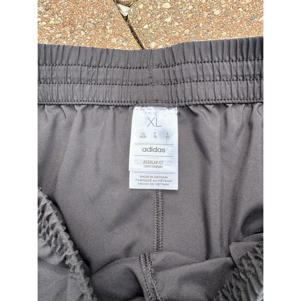 Adidas Big Boys Aeroready Elastic Waistband Woven Shorts School Sport XL NWT - Picture 4 of 5